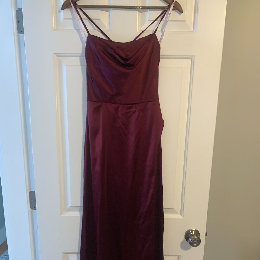 DAVID'S BRIDAL, DB STUDIO, BRIDESMAID DRESS SIZE 2, MERLOT/BURGUNDY/MAROON
